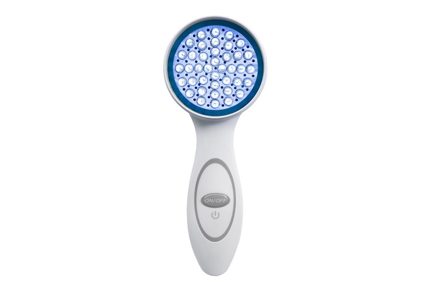 RVACES-Acne-LightTherapy-large-device_db4c5b8a-0d94-46e1-854f-c5980458a5cf